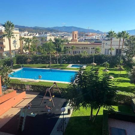 Central Estepona 3 Bed Apt With Pool And Parking Kültér fotó