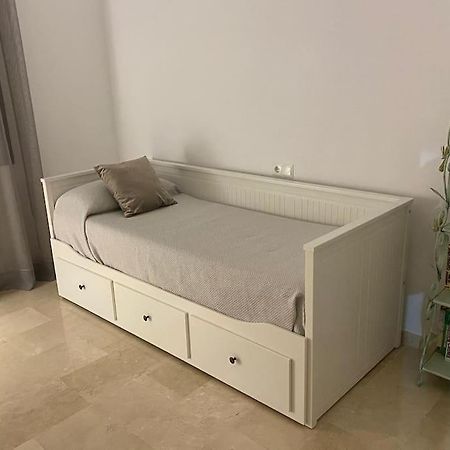 Central Estepona 3 Bed Apt With Pool And Parking Kültér fotó