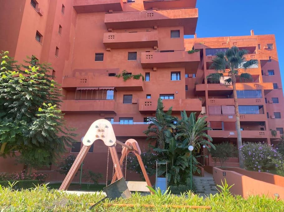Central Estepona 3 Bed Apt With Pool And Parking Kültér fotó