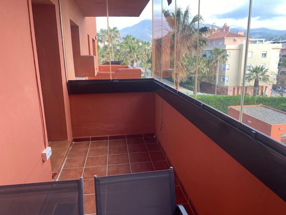 Central Estepona 3 Bed Apt With Pool And Parking Kültér fotó