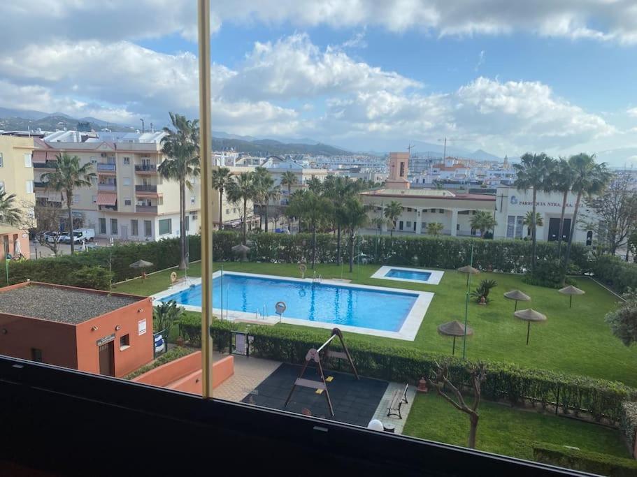 Central Estepona 3 Bed Apt With Pool And Parking Kültér fotó